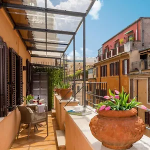 Lovely Spanish Steps With Balcony Apartment