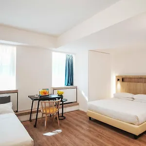 4* Отель Colombo